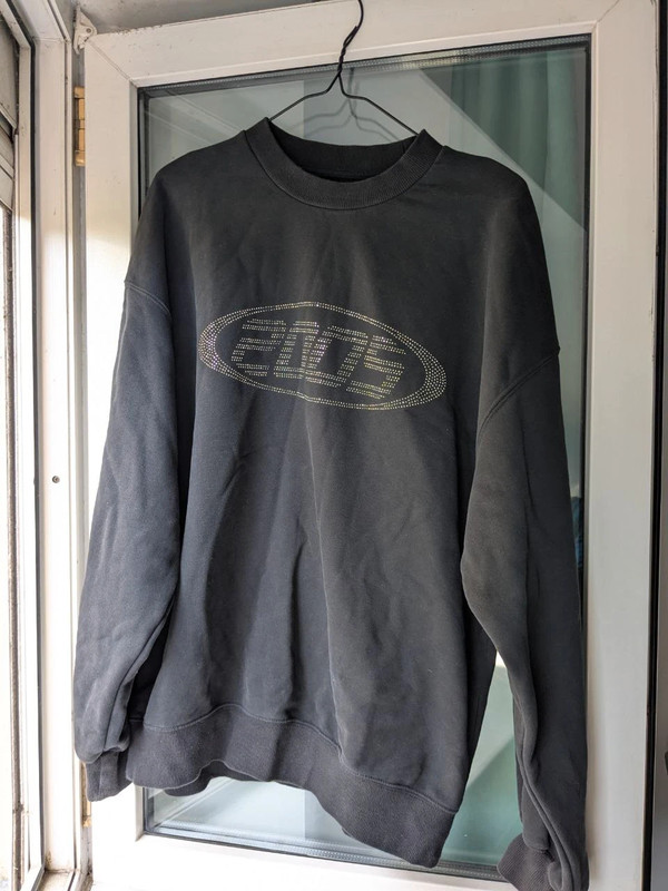 Sweatshirt house x 2005