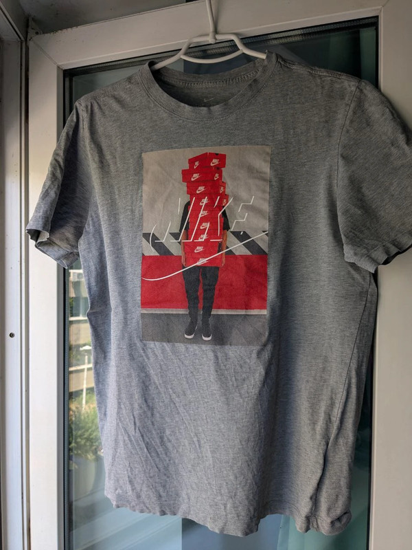 Nike T-shirt